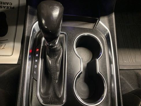 Certified 2021 Chevrolet Traverse LT w/ LT Premium Package image 27