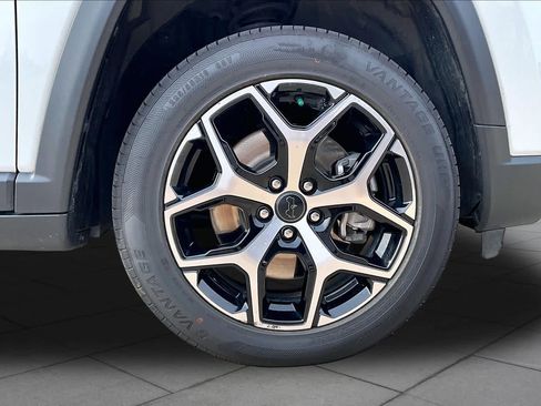 Used 2025 Jeep Compass Limited AWD/4WD image 11