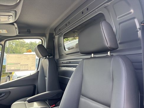 New 2026 Mercedes-Benz Sprinter 2500 image 44