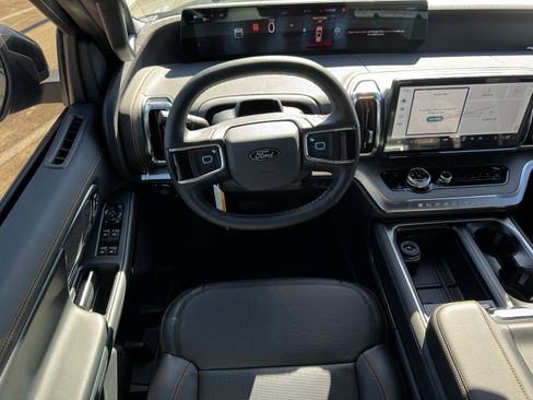 New 2026 Ford Expedition Tremor image 14