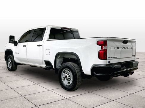 Used 2024 Chevrolet Silverado 2500 Custom w/ Custom Value Package image 10