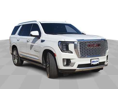 Used 2021 GMC Yukon Denali w/ Denali Premium Package RWD image 2