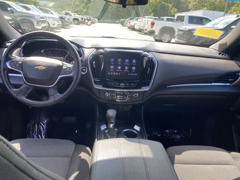 Used 2023 Chevrolet Traverse LT w/ LPO, Floor Liner Package AWD/4WD image 18