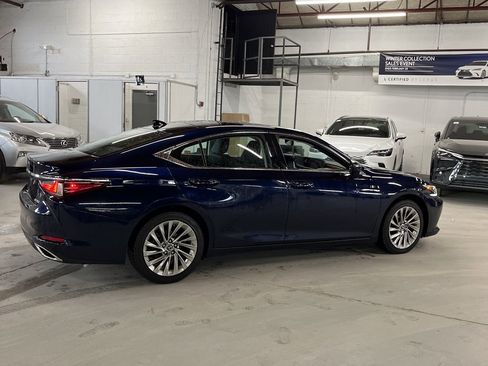 Used 2019 Lexus ES 350 Luxury w/ Accessory Package 2 image 7