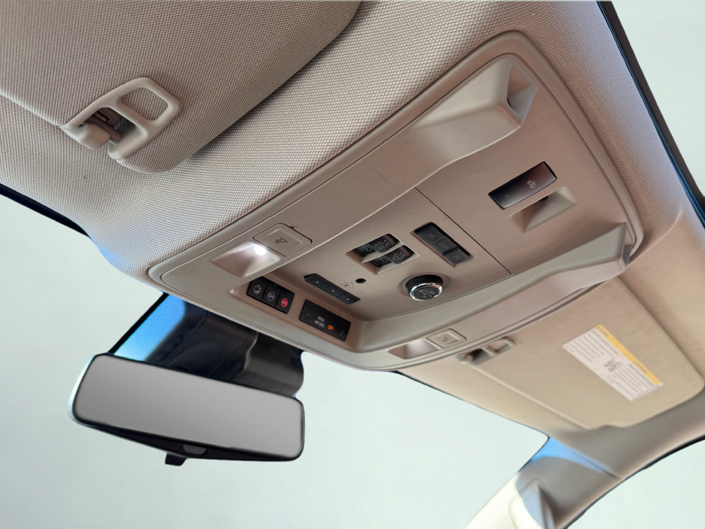 Used 2019 Cadillac Escalade Premium Luxury AWD/4WD image 26