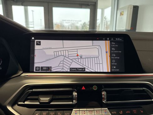 Certified 2023 BMW X6 xDrive40i w/ Premium Package image 18