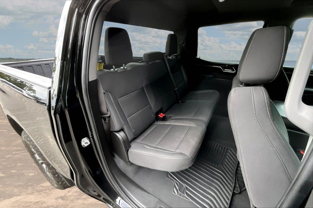 Used 2026 Chevrolet Silverado 1500 LT AWD/4WD image 28