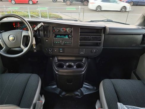 Used 2022 Chevrolet Express 2500 w/ Driver Convenience Package image 6