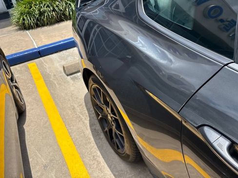 Used 2018 Ford Mustang Premium w/ Ecoboost Performance Package RWD image 7