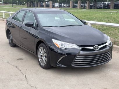 Used 2016 Toyota Camry XLE