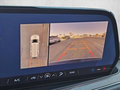 New 2026 Chevrolet Suburban LS image 13