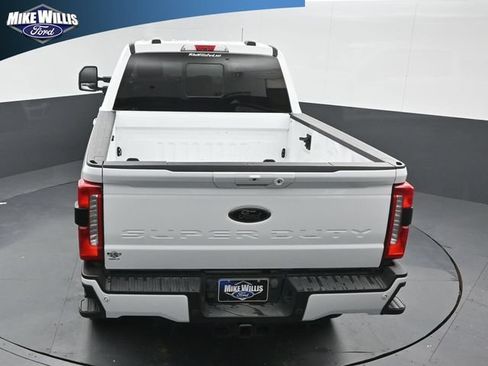 Used 2023 Ford F250 XLT w/ Black Appearance Package AWD/4WD image 14