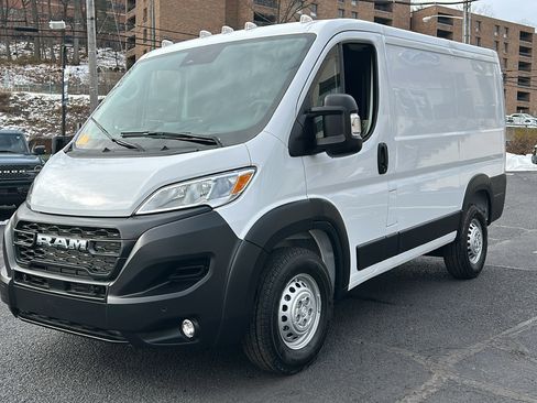 Used 2025 RAM ProMaster 1500 w/ Safety Group image 3