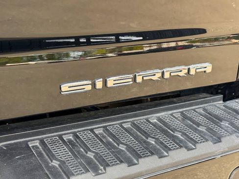 Used 2025 GMC Sierra 3500 Denali Ultimate AWD/4WD image 23