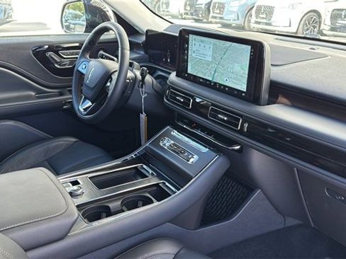 New 2025 Lincoln Aviator Reserve w/ Jet Appearance Package image 6