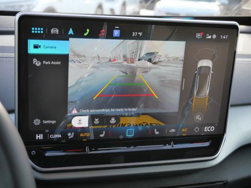 New 2026 Volkswagen ID.4 Pro image 12