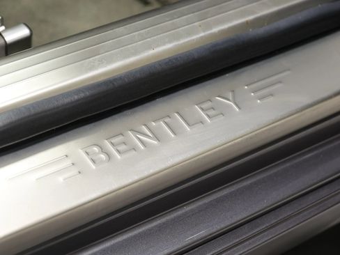 Used 2018 Bentley Flying Spur V8 AWD/4WD image 95