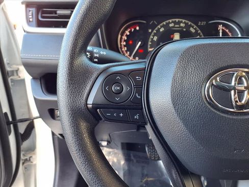 Certified 2025 Toyota RAV4 LE image 9