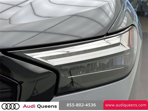 Used 2024 Audi Q4 e-tron Premium Plus w/ Premium Plus image 7