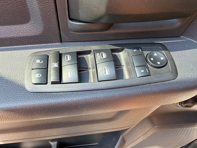Used 2012 RAM 3500 ST w/ Chrome Appearance Group RWD image 13