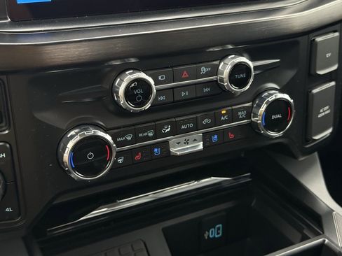 New 2026 Ford F250 Lariat w/ Chrome Package image 46