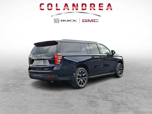 Used 2024 Chevrolet Suburban RST w/ Luxury Package AWD/4WD image 5