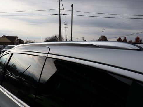 New 2026 Chrysler Pacifica Pinnacle image 33