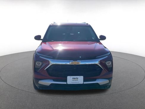 Used 2025 Chevrolet TrailBlazer LT image 3