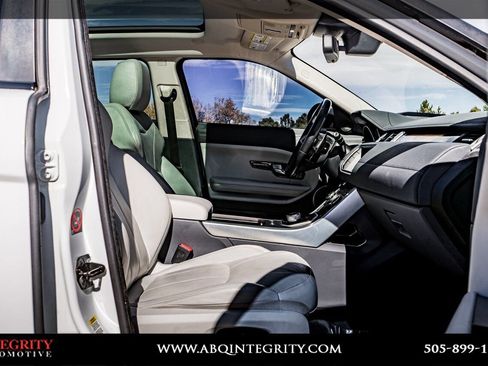 Used 2016 Land Rover Range Rover Evoque HSE image 40