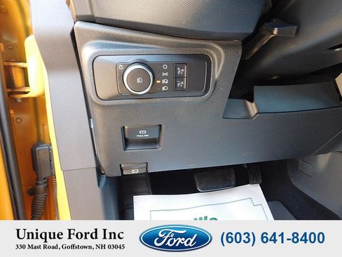 Used 2021 Ford Bronco Outer Banks AWD/4WD image 16