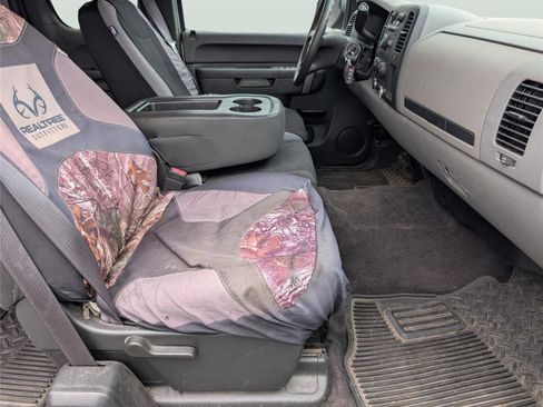 Used 2011 Chevrolet Silverado 1500 LS image 38