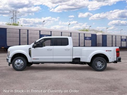 New 2026 Ford F450 4x4 Crew Cab Super Duty image 3