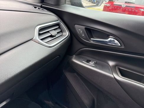 Used 2018 Chevrolet Equinox LT AWD/4WD image 29