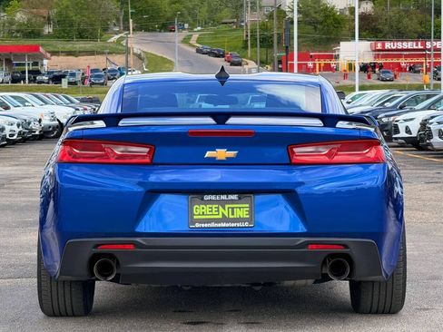 Used 2017 Chevrolet Camaro LT RWD image 4