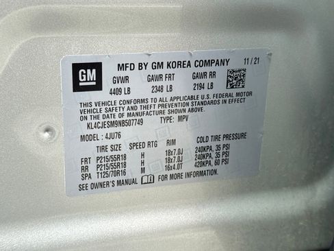 Used 2022 Buick Encore Preferred AWD/4WD image 28