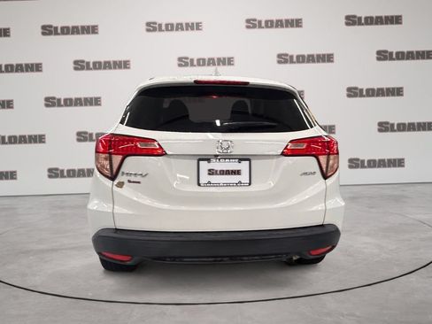 Used 2018 Honda HR-V EX image 4