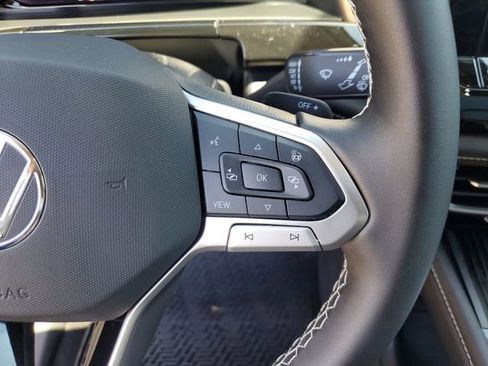 Certified 2025 Volkswagen Atlas SE w/ Panoramic Sunroof Package FWD image 27