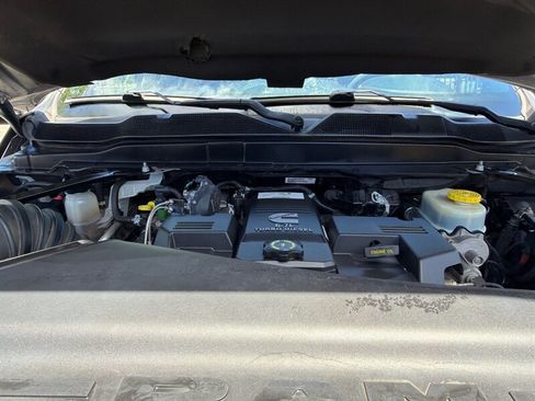 Used 2019 RAM 2500 Limited AWD/4WD image 33
