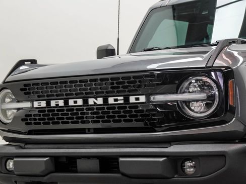 Used 2022 Ford Bronco Wildtrak AWD/4WD image 2