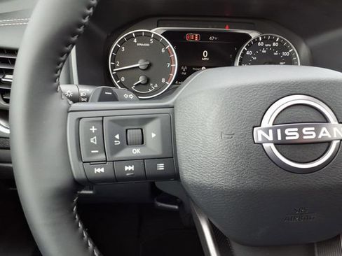 New 2026 Nissan Rogue SV FWD image 10
