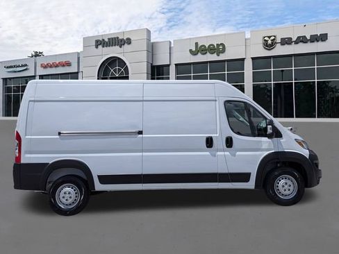 New 2026 RAM ProMaster 2500 w/ Convenience Group FWD image 2