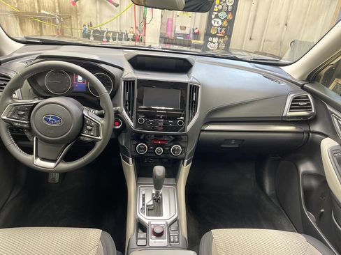 Certified 2024 Subaru Forester Premium AWD/4WD image 19