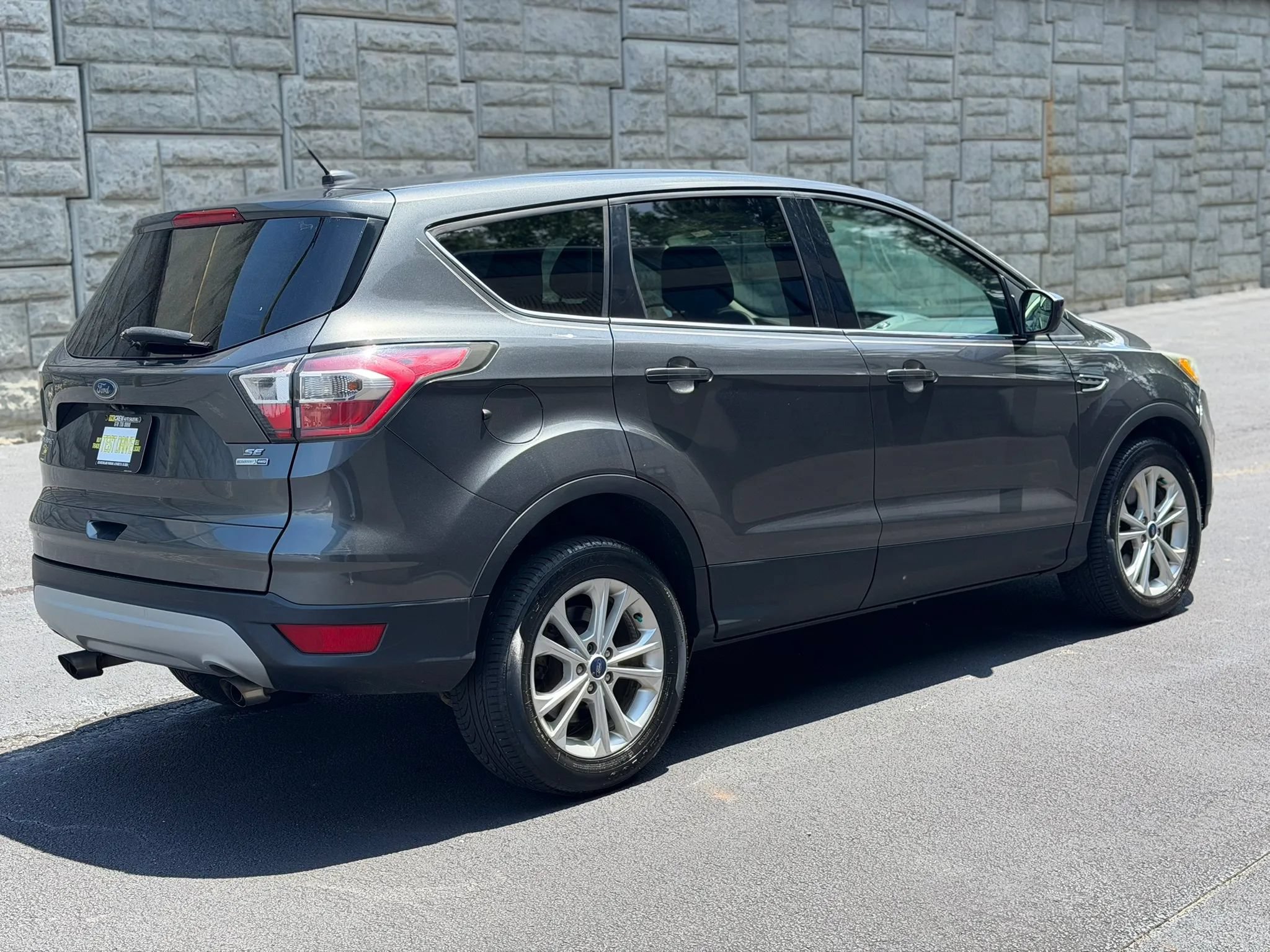 Used 2017 Ford Escape SE AWD/4WD image 7