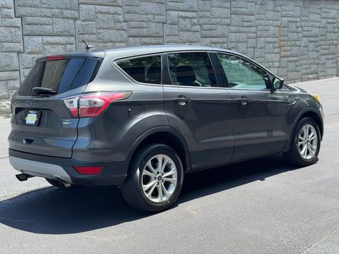 Used 2017 Ford Escape SE AWD/4WD image 7