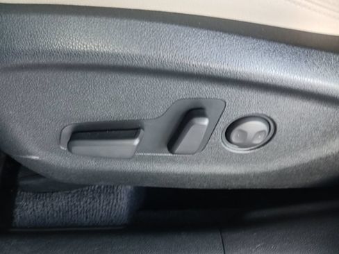 Used 2019 Kia Sorento EX FWD image 32