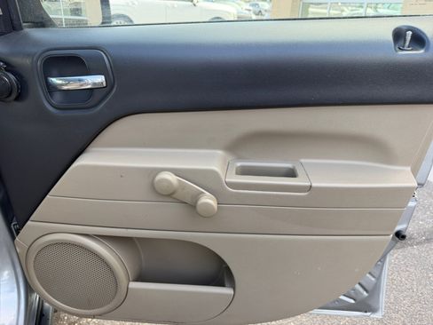 Used 2015 Jeep Patriot Sport FWD image 16