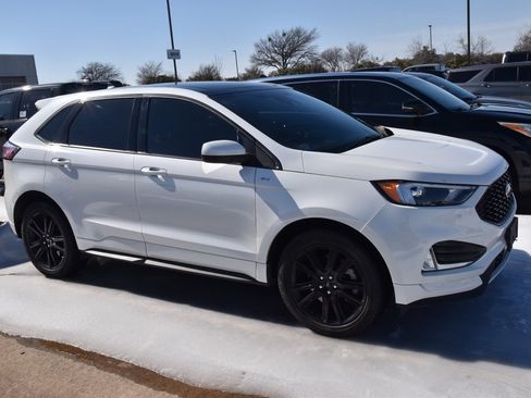 Used 2022 Ford Edge ST-Line image 5