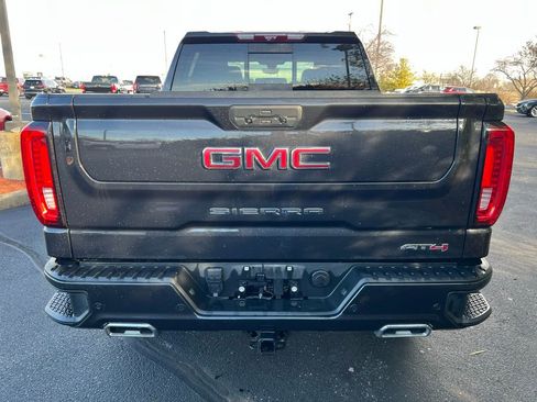Used 2020 GMC Sierra 1500 AT4 w/ AT4 Premium Package image 4
