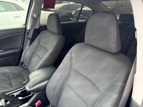 Used 2017 Honda Accord EX image 8