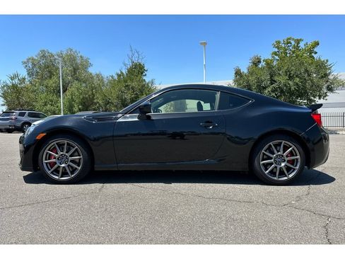 Used 2020 Subaru BRZ Limited w/ Performance Package RWD image 2